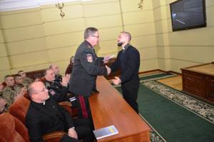 Капелан УГКЦ  презентував у Міністерстві оборони книгу-присвяту загиблим героям